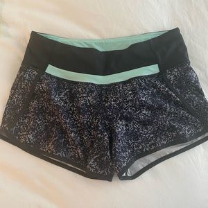 Lululemon Speed up short 4”